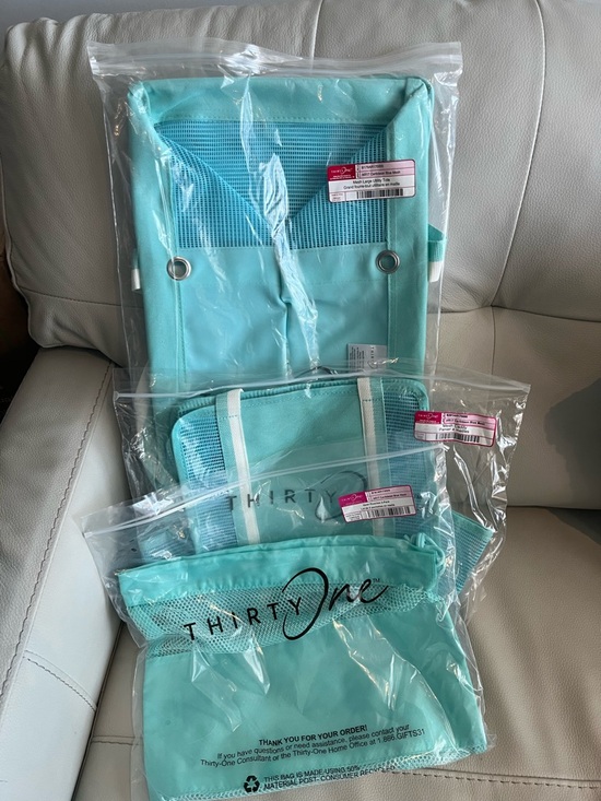 thirty-one Handbags - thirty-one Caribbean blue Mesh Tote and Matching Caddy and Pouches Set